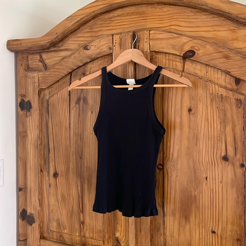 H&M black ribbed tank